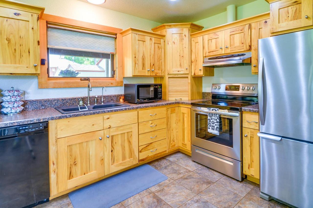 Dog-Friendly Red Lodge Home With On-Site Pond! Экстерьер фото